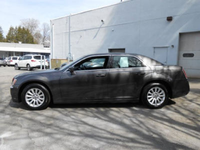 2013 Chrysler 300  Base
