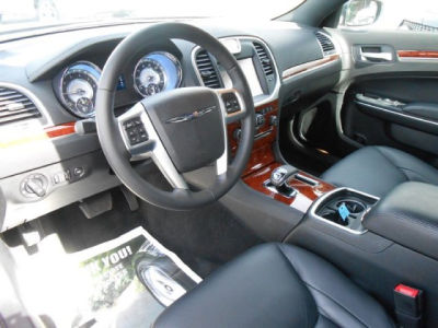2013 Chrysler 300  Base