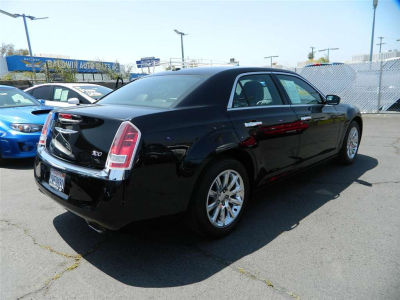 2012 Chrysler 300 Limited
