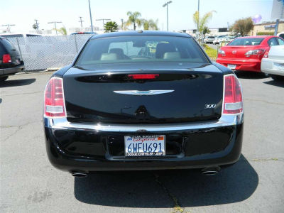 2012 Chrysler 300 Limited