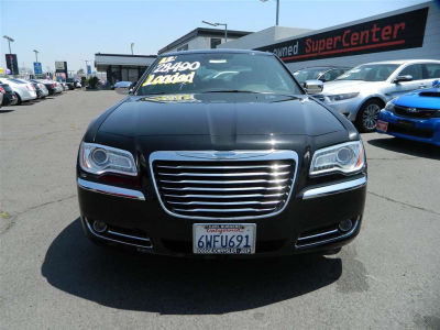 2012 Chrysler 300 Limited