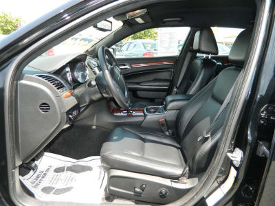2012 Chrysler 300 Limited