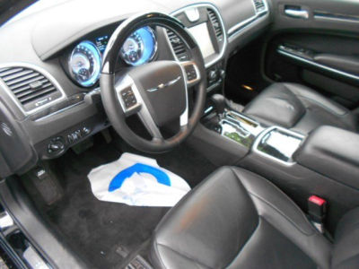 2012 Chrysler 300  300C