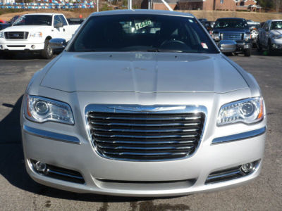 2012 Chrysler 300 Limited