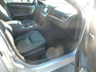 2012 Chrysler 300 Limited