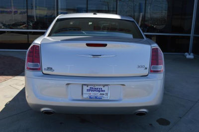 2012 Chrysler 300  S V6