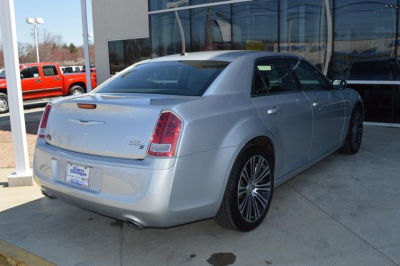 2012 Chrysler 300  S V6