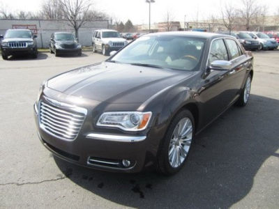 2012 Chrysler 300  Limited