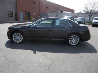 2012 Chrysler 300  Limited