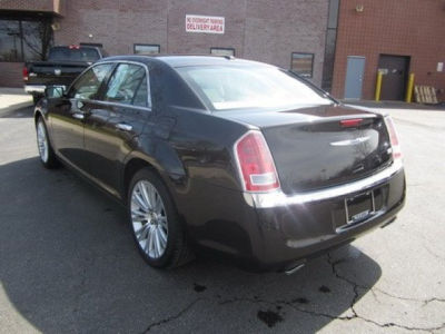 2012 Chrysler 300  Limited