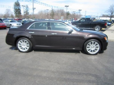 2012 Chrysler 300  Limited