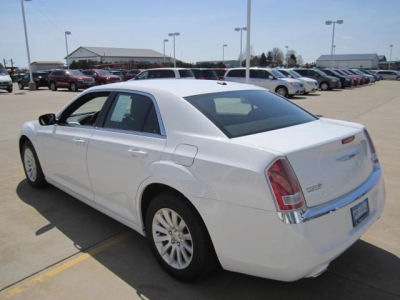 2013 Chrysler 300 Base