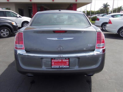2012 Chrysler 300 Limited