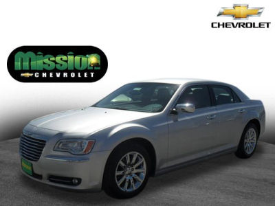 2012 Chrysler 300  Limited