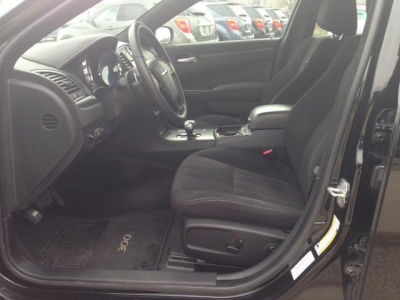 2012 Chrysler 300 S V6