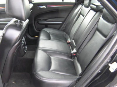 2012 Chrysler 300  Limited