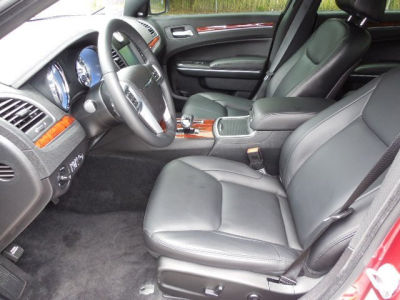 2012 Chrysler 300  Limited