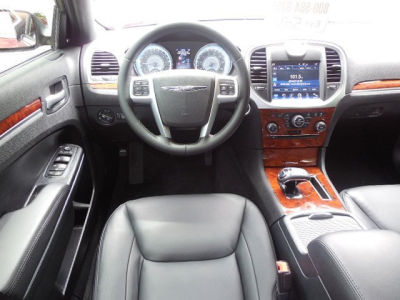 2012 Chrysler 300  Limited