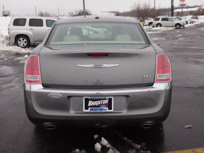 2012 Chrysler 300 Limited