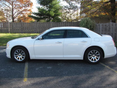 2012 Chrysler 300 Limited