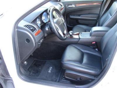 2012 Chrysler 300 Limited