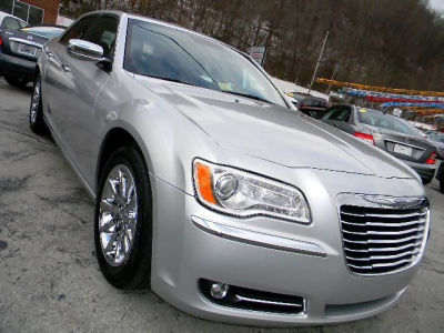 2012 Chrysler 300  Limited