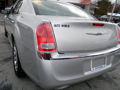 2012 Chrysler 300 Limited