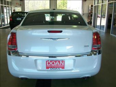 2012 Chrysler 300  Limited
