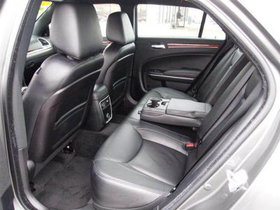 2012 Chrysler 300 Limited