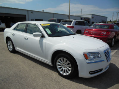 2013 Chrysler 300 Base