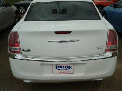 2012 Chrysler 300  Limited