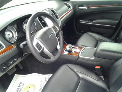 2012 Chrysler 300  Limited