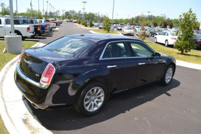 2012 Chrysler 300 Limited