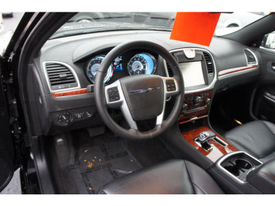 2012 Chrysler 300  Limited