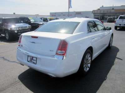 2012 Chrysler 300  Limited