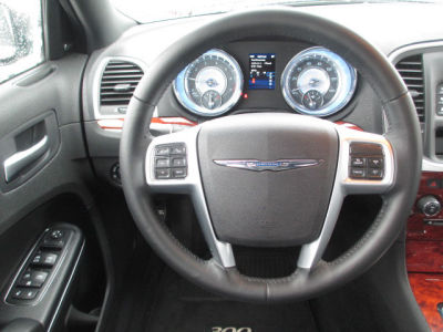 2012 Chrysler 300 Limited