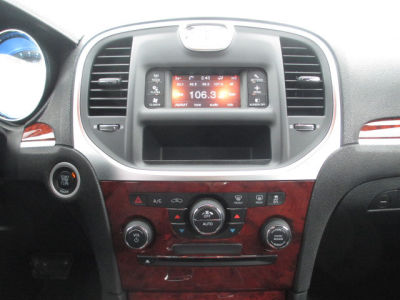 2012 Chrysler 300 Limited