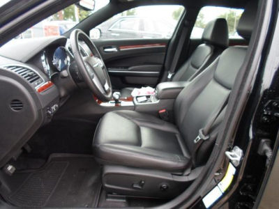 2012 Chrysler 300 Limited