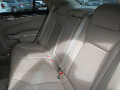 2012 Chrysler 300  Limited