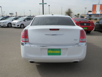 2012 Chrysler 300  Limited