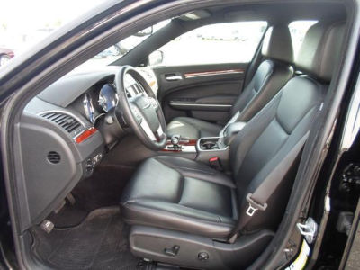 2012 Chrysler 300  Limited