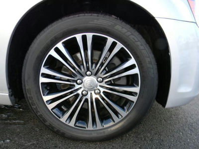 2012 Chrysler 300 S V6