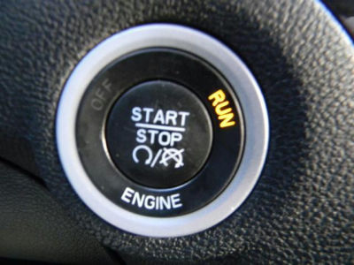 2012 Chrysler 300 S V6