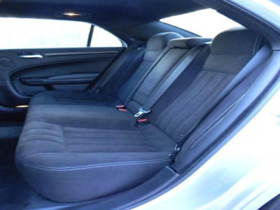 2012 Chrysler 300 S V6