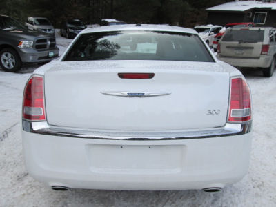 2011 Chrysler 300  Limited