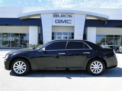 2011 Chrysler 300 300C