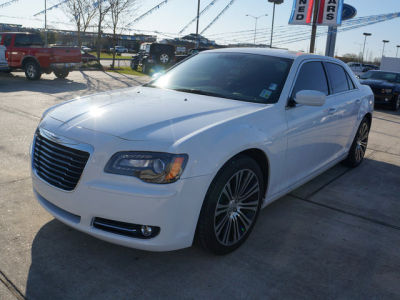 2012 Chrysler 300  S V6