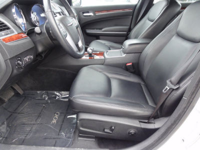 2012 Chrysler 300 Limited