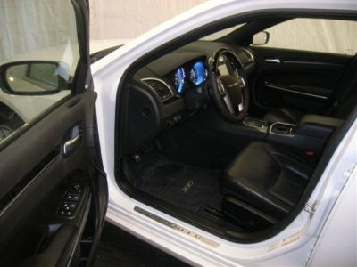 2011 Chrysler 300 Limited