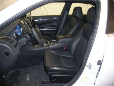 2011 Chrysler 300 Limited